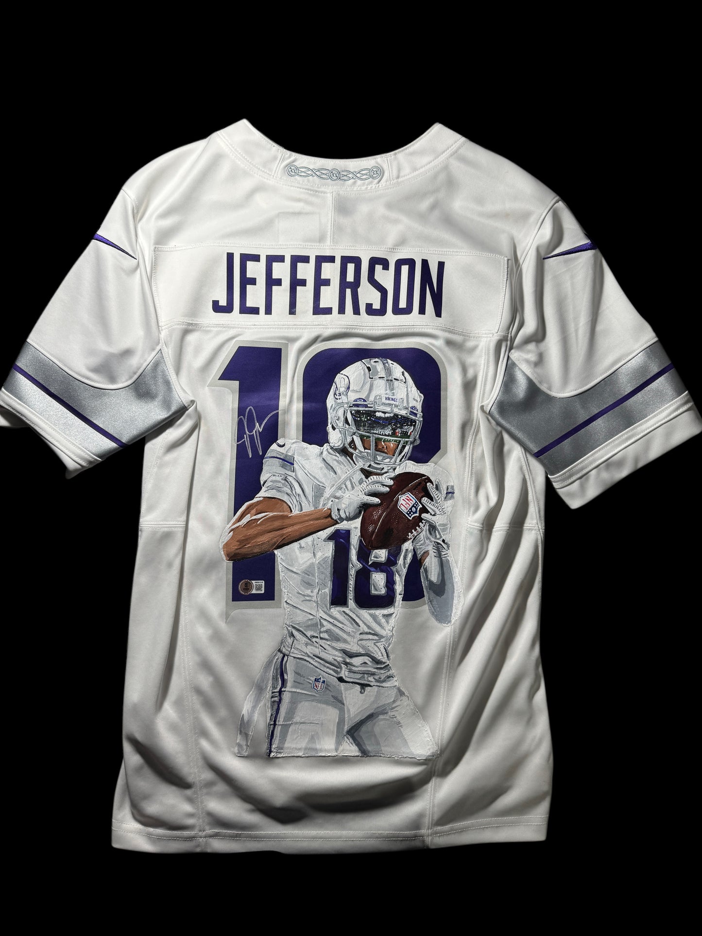 Beckett Authenticated Justin Jefferson Autograph - Hand Painted Jersey